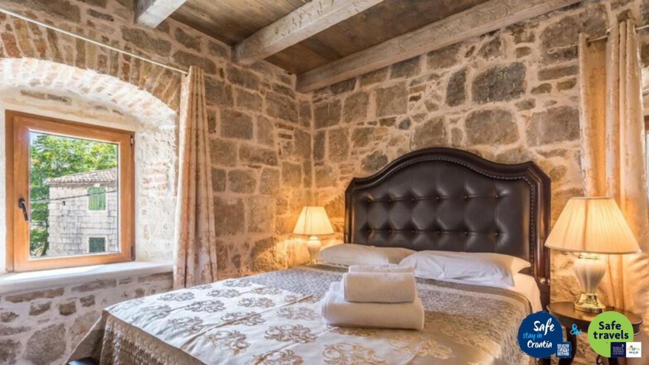 Heritage Palace Varoš Split Buitenkant foto